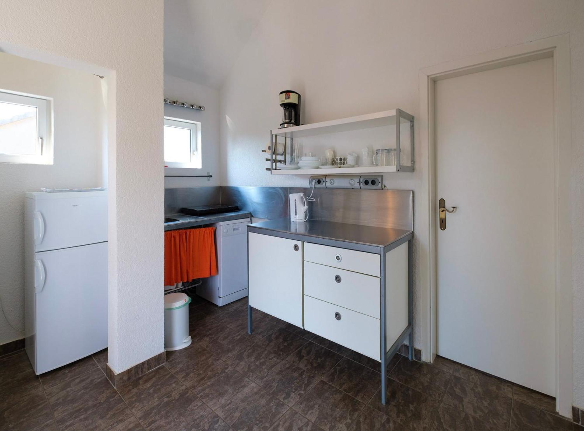 Apartments Kaktus Orebić Rom bilde