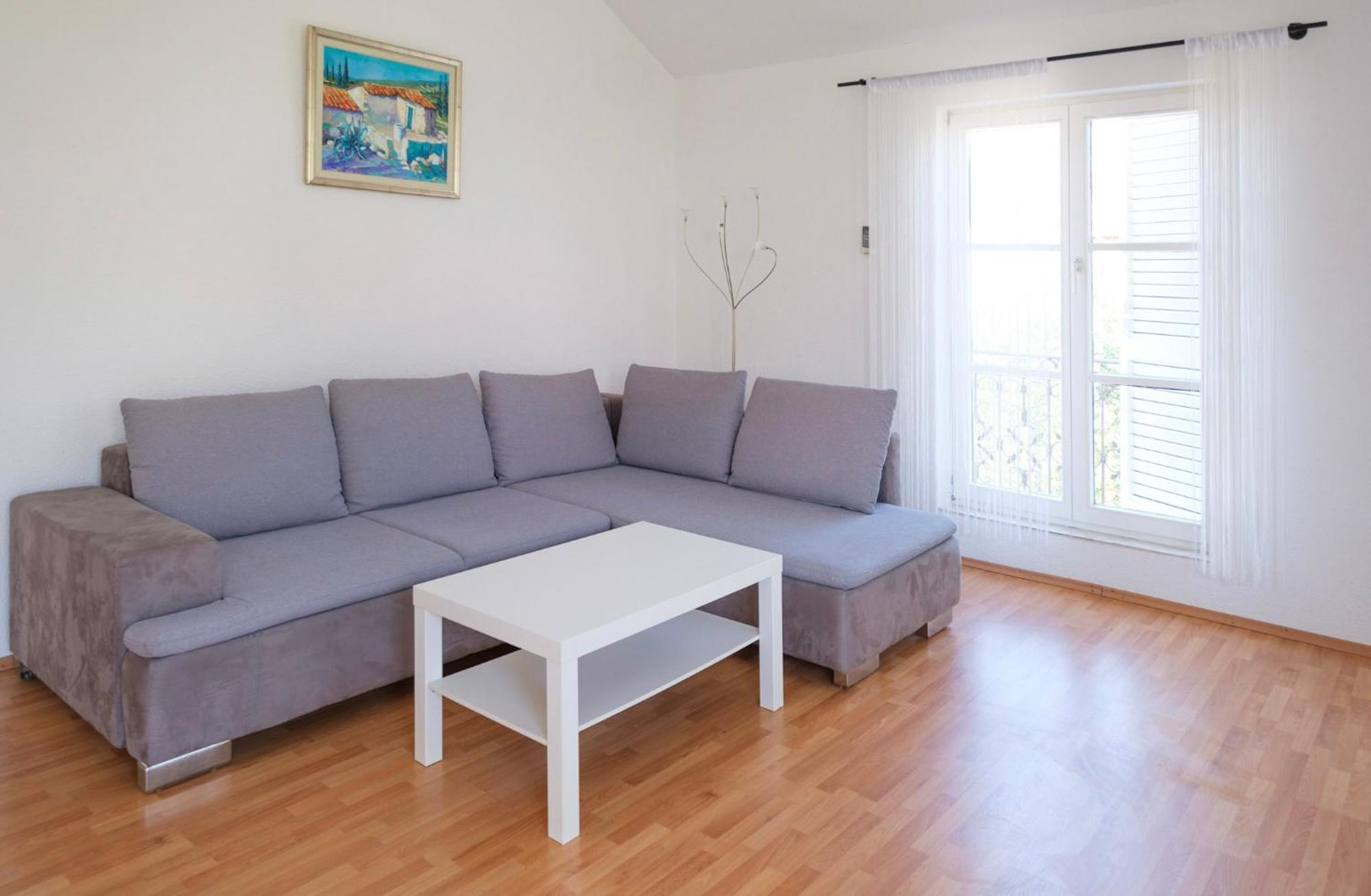 Apartments Kaktus Orebić Rom bilde