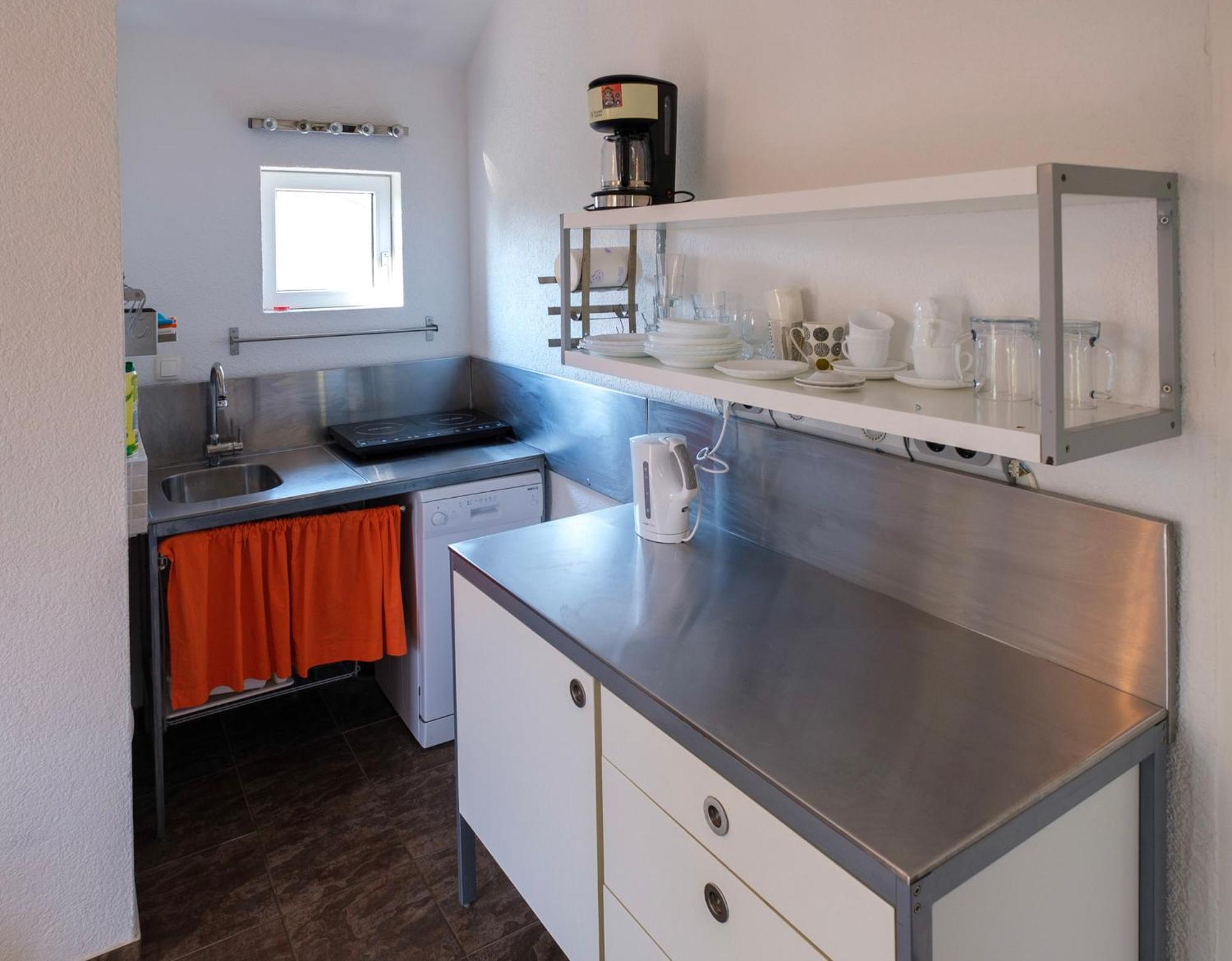 Apartments Kaktus Orebić Rom bilde